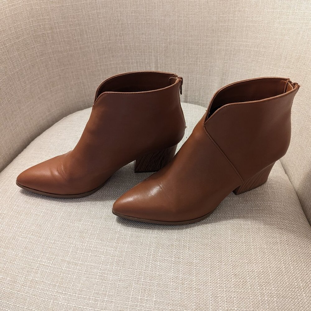 Qupid Cognac Pointed Booties Size 8.5 - image 1